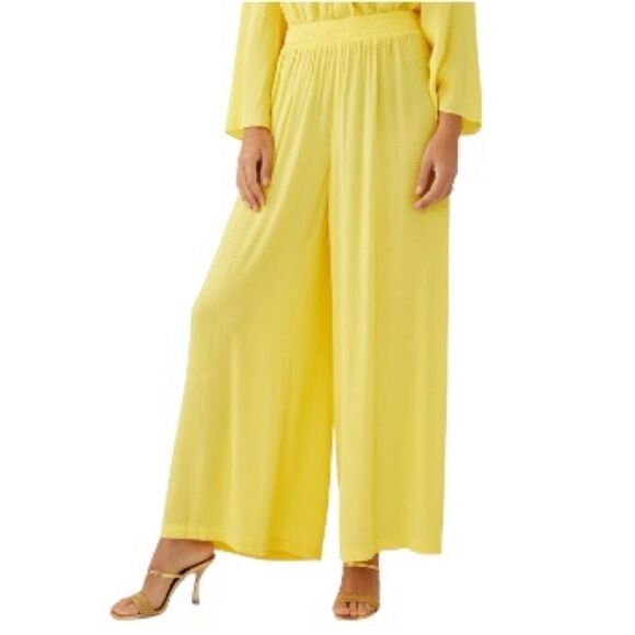 L’agence bright yellow flowy lightweight crinkle wide leg pants size small NEW - Picture 1 of 10